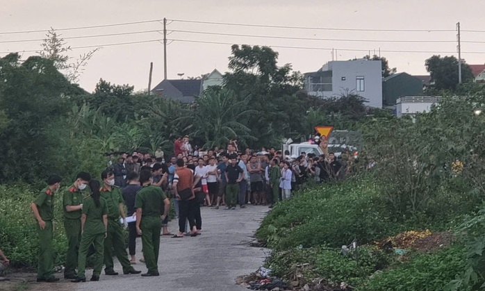 Đào mộ, trộm hài cốt rồi tống tiền 5 tỉ đồng- Ảnh 1. Đào mộ, trộm hài cốt rồi tống tiền 5 tỉ đồng- Ảnh 1.