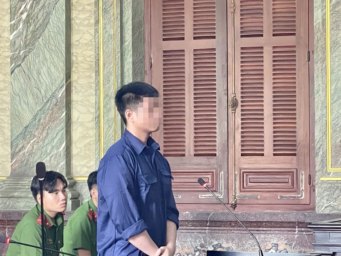 Bị cáo Tài tại phiên xét xử Bị cáo Tài tại phiên xét xử