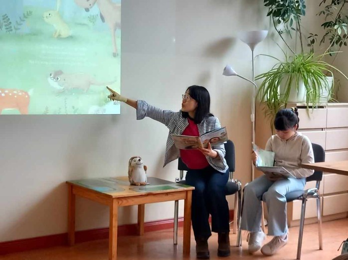 Cuộc thi viết “LÒNG TỐT QUANH TA”: Sứ giả tiếng Việt ở trời Âu- Ảnh 2. Cuộc thi viết “LÒNG TỐT QUANH TA”: Sứ giả tiếng Việt ở trời Âu- Ảnh 2.