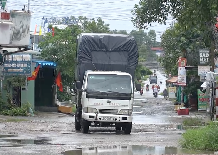 Chuẩn bị mở rộng tuyến đường huyết mạch ở TP Biên Hòa- Ảnh 1. Chuẩn bị mở rộng tuyến đường huyết mạch ở TP Biên Hòa- Ảnh 1.