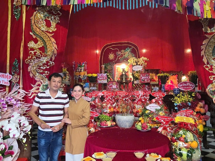 Nghệ sĩ tề tựu mừng Ngày truyền thống Sân khấu Việt Nam- Ảnh 5. Nghệ sĩ tề tựu mừng Ngày truyền thống Sân khấu Việt Nam- Ảnh 5.