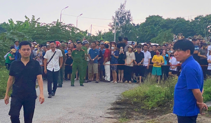 Rợn người lời khai của kẻ đào mộ, trộm hài cốt để tống tiền 5 tỉ đồng- Ảnh 4. Rợn người lời khai của kẻ đào mộ, trộm hài cốt để tống tiền 5 tỉ đồng- Ảnh 4.