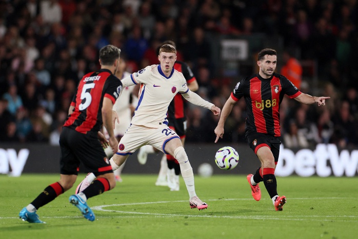 Cựu sao Man United tỏa sáng, Chelsea vỡ òa "bàn thắng vàng"- Ảnh 1. Cựu sao Man United tỏa sáng, Chelsea vỡ òa "bàn thắng vàng"- Ảnh 1.