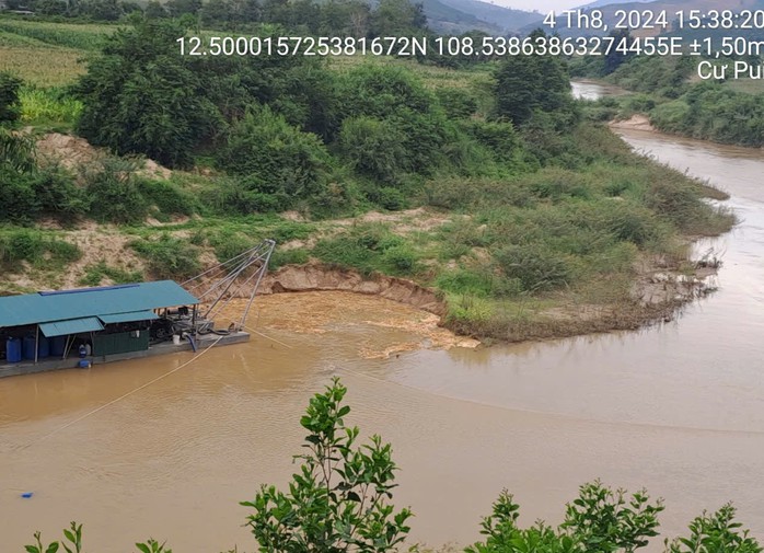 Diễn biến mới vụ doanh nghiệp khai thác cát phớt lờ chỉ đạo- Ảnh 3. Diễn biến mới vụ doanh nghiệp khai thác cát phớt lờ chỉ đạo- Ảnh 3.