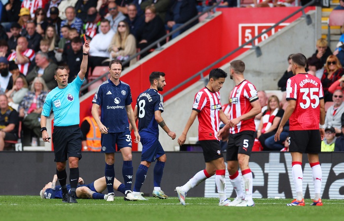 De Ligt và Rashford ghi bàn, Man United thắng tưng bừng Southampton- Ảnh 6. De Ligt và Rashford ghi bàn, Man United thắng tưng bừng Southampton- Ảnh 6.