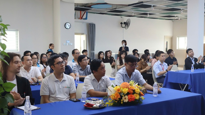 Cơ hội cho học sinh dùng AI sáng tạo ứng dụng, nhận thưởng 200 triệu đồng- Ảnh 1. Cơ hội cho học sinh dùng AI sáng tạo ứng dụng, nhận thưởng 200 triệu đồng- Ảnh 1.