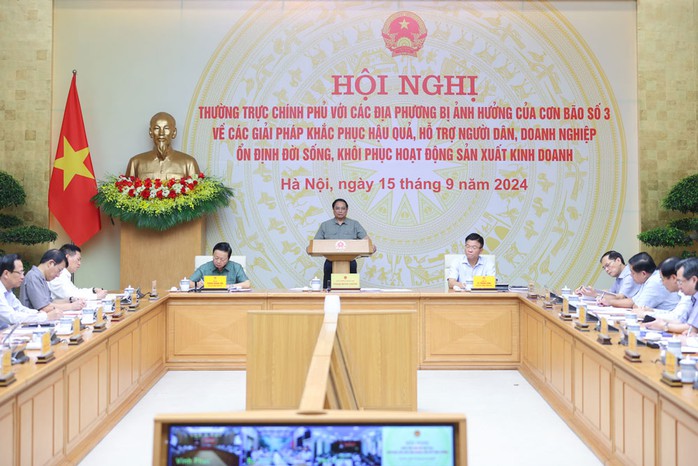 Thủ tướng Phạm Minh Chính lưu ý không để đứt gãy chuỗi cung ứng, chuỗi sản xuất; có chính sách tín dụng hỗ trợ người dân, doanh nghiệp bị ảnh hưởng bởi bão số 3. Ảnh: NHẬT BẮC Thủ tướng Phạm Minh Chính lưu ý không để đứt gãy chuỗi cung ứng, chuỗi sản xuất; có chính sách tín dụng hỗ trợ người dân, doanh nghiệp bị ảnh hưởng bởi bão số 3. Ảnh: NHẬT BẮC