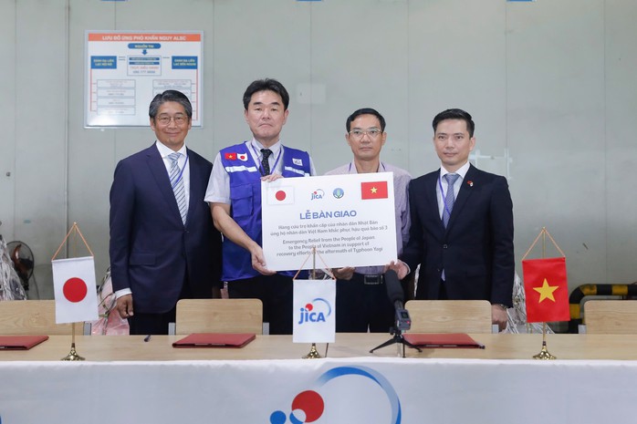Nhật Bản hỗ trợ khẩn cấp người dân bị ảnh hưởng bởi bão số 3- Ảnh 3. Nhật Bản hỗ trợ khẩn cấp người dân bị ảnh hưởng bởi bão số 3- Ảnh 3.