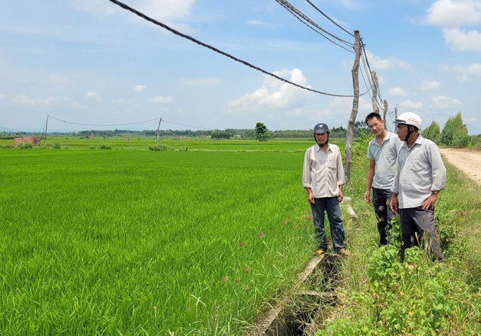Làm rõ nghi vấn chủ tịch xã nhiều năm trục lợi tiền chính sách- Ảnh 1. Làm rõ nghi vấn chủ tịch xã nhiều năm trục lợi tiền chính sách- Ảnh 1.