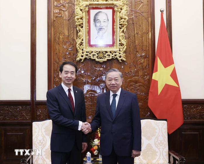 Tổng Bí thư, Chủ tịch nước Tô Lâm tiếp Đại sứ Trung Quốc trình Quốc thư- Ảnh 3. Tổng Bí thư, Chủ tịch nước Tô Lâm tiếp Đại sứ Trung Quốc trình Quốc thư- Ảnh 3.
