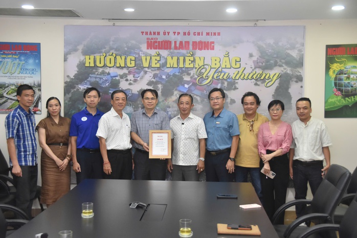 Bệnh viện Chợ Rẫy ủng hộ đồng bào lũ lụt miền Bắc hơn 933 triệu đồng- Ảnh 3. Bệnh viện Chợ Rẫy ủng hộ đồng bào lũ lụt miền Bắc hơn 933 triệu đồng- Ảnh 3.