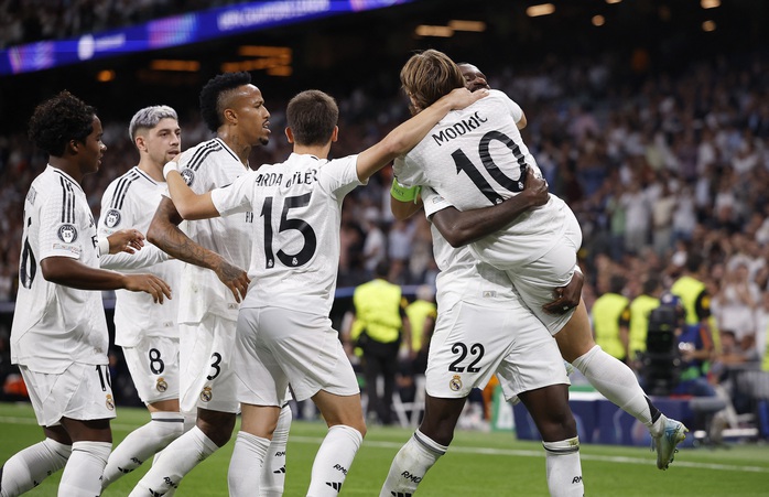 Mbappe khai hỏa, Real Madrid mở màn chật vật tại Champions League- Ảnh 6. Mbappe khai hỏa, Real Madrid mở màn chật vật tại Champions League- Ảnh 6.