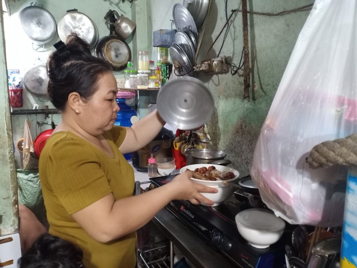 Lương tối thiểu vùng tiếp tục được xem xét, điều chỉnh trong năm 2025- Ảnh 1. Lương tối thiểu vùng tiếp tục được xem xét, điều chỉnh trong năm 2025- Ảnh 1.