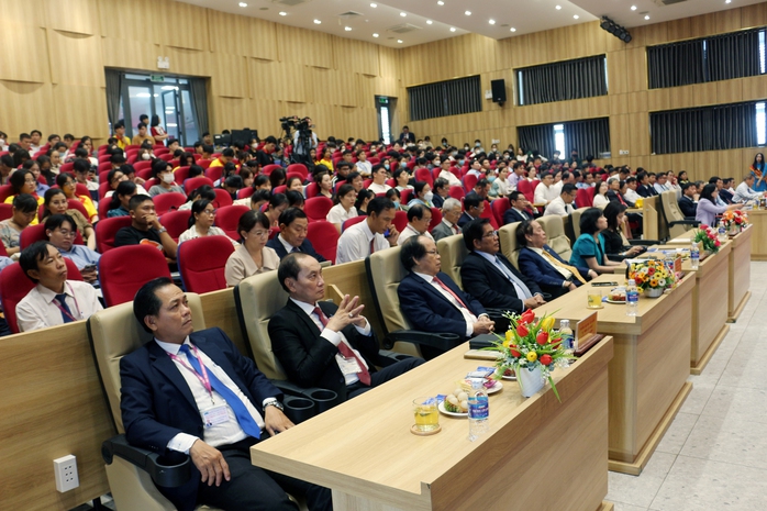 Trường Đại học Cửu Long khai giảng lớp chuyên khoa cấp I đầu tiên của trường- Ảnh 1. Trường Đại học Cửu Long khai giảng lớp chuyên khoa cấp I đầu tiên của trường- Ảnh 1.