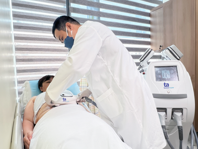 Người bệnh Lương Thị Loan Thanh được điều trị giảm cân, giảm mỡ bằng công nghệ cao tại Trung tâm Kiểm soát cân nặng và Điều trị béo phì, hệ thống BVĐK Tâm Anh Người bệnh Lương Thị Loan Thanh được điều trị giảm cân, giảm mỡ bằng công nghệ cao tại Trung tâm Kiểm soát cân nặng và Điều trị béo phì, hệ thống BVĐK Tâm Anh