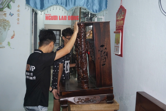 Người dân miền Trung chạy đua chống bão số 4- Ảnh 17. Người dân miền Trung chạy đua chống bão số 4- Ảnh 17.