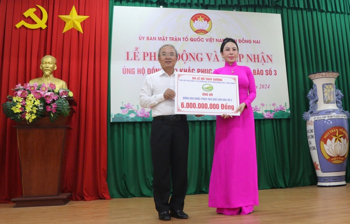 Ngay sau phát động, Đồng Nai tiếp nhận hơn 40 tỉ đồng ủng hộ đồng bào miền Bắc- Ảnh 3. Ngay sau phát động, Đồng Nai tiếp nhận hơn 40 tỉ đồng ủng hộ đồng bào miền Bắc- Ảnh 3.