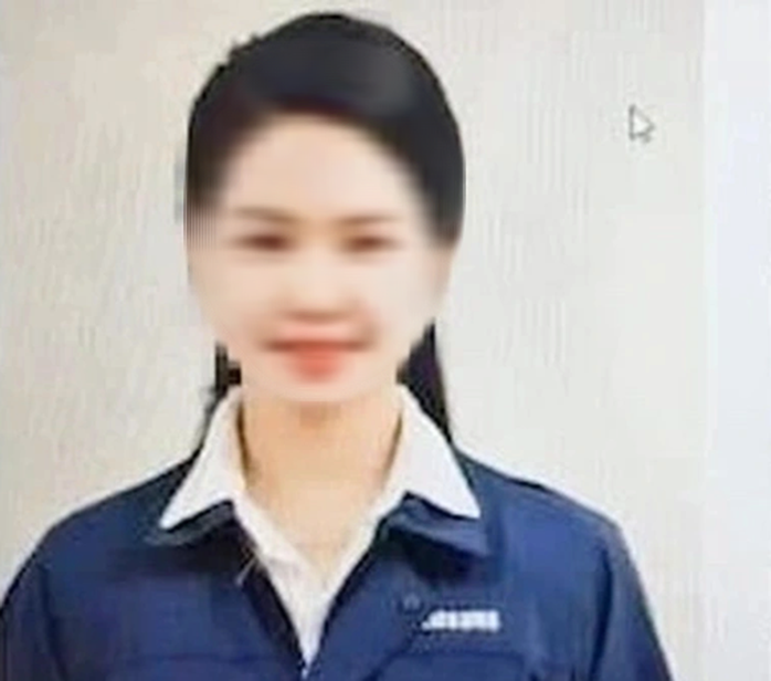 Phạt 1 nữ quản trị viên trang vé máy bay giá rẻ tung tin "nữ nhân viên lây nhiễm HIV cho 16 người"- Ảnh 1. Phạt 1 nữ quản trị viên trang vé máy bay giá rẻ tung tin "nữ nhân viên lây nhiễm HIV cho 16 người"- Ảnh 1.