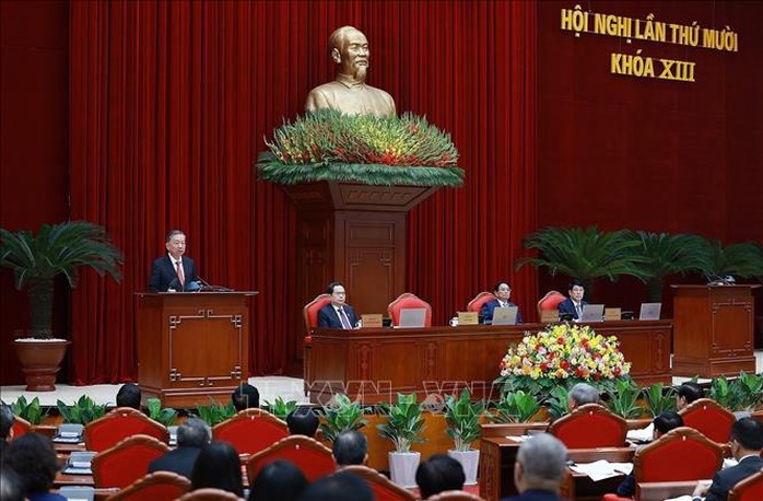 Khai mạc Hội nghị Trung ương 10- Ảnh 1. Khai mạc Hội nghị Trung ương 10- Ảnh 1.