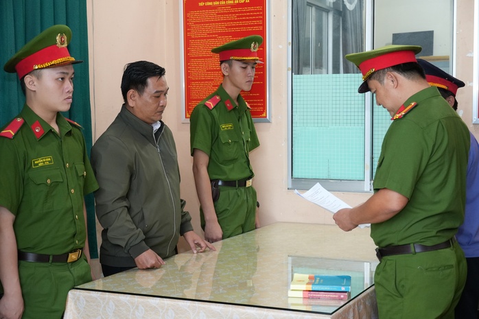 Vụ sai phạm liên quan đất đai ở Hậu Giang: Bắt thêm 1 người- Ảnh 1. Vụ sai phạm liên quan đất đai ở Hậu Giang: Bắt thêm 1 người- Ảnh 1.