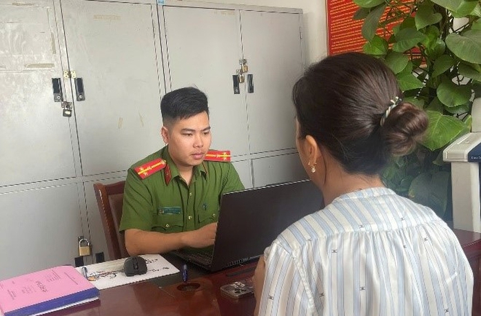 Người phụ nữ mất 2 tỉ đồng sau tin nhắn từ tài khoản Telegram lạ- Ảnh 1. Người phụ nữ mất 2 tỉ đồng sau tin nhắn từ tài khoản Telegram lạ- Ảnh 1.