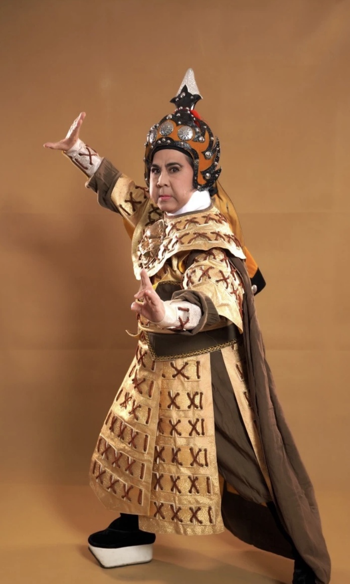 Tứ "soái ca" cải lương tuồng cổ vượt chông gai trụ vững với nghề- Ảnh 7. Tứ "soái ca" cải lương tuồng cổ vượt chông gai trụ vững với nghề- Ảnh 7.