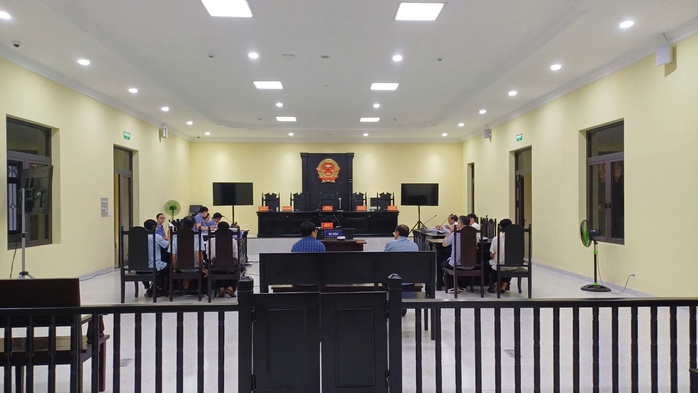 Xét xử Xét xử