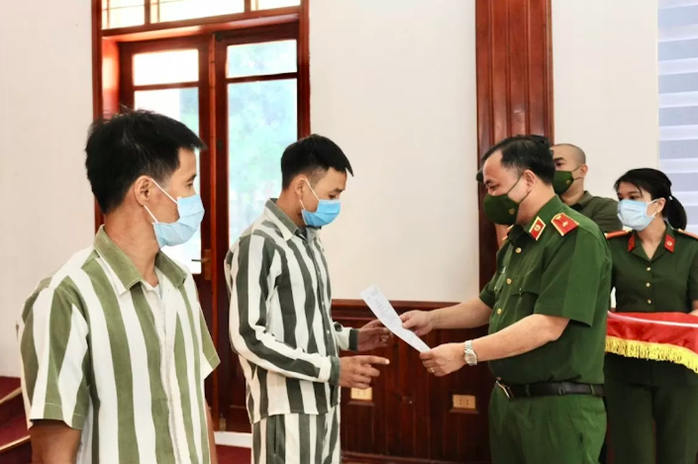Phạm nhân được đặc xá, có được xoá luôn án tích?- Ảnh 1. Phạm nhân được đặc xá, có được xoá luôn án tích?- Ảnh 1.