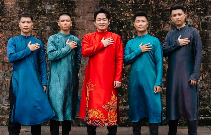 Tùng Dương và Oplus ra mắt "Việt Nam muôn màu" chào mừng Quốc khánh 2-9- Ảnh 1.