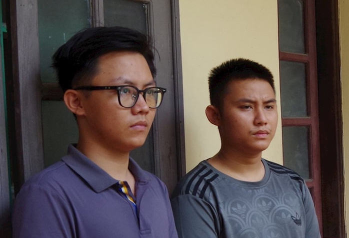 Quảng cáo cung cấp dịch vụ đọc trộm tin nhắn, 2 thanh niên lừa tiền hàng chục người- Ảnh 1. Quảng cáo cung cấp dịch vụ đọc trộm tin nhắn, 2 thanh niên lừa tiền hàng chục người- Ảnh 1.