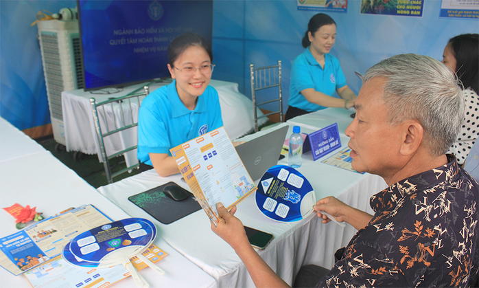 Chưa có tài khoản ATM, nhận lương hưu, trợ cấp thế nào?- Ảnh 1. Chưa có tài khoản ATM, nhận lương hưu, trợ cấp thế nào?- Ảnh 1.
