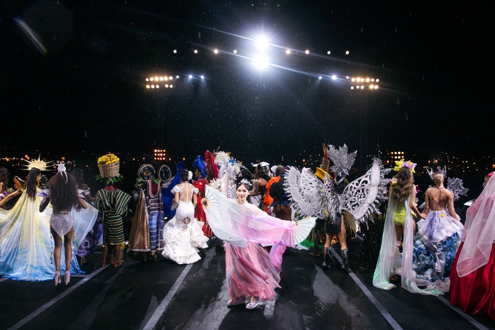 Thí sinh "Miss Cosmo 2024" quá đẹp- Ảnh 18. Thí sinh "Miss Cosmo 2024" quá đẹp- Ảnh 18.