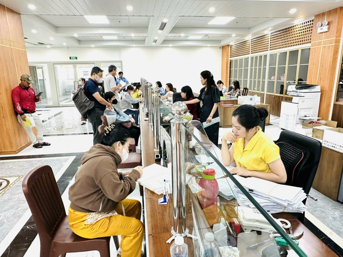 "Mượn danh" xin việc: Nhiều hệ lụy- Ảnh 1. "Mượn danh" xin việc: Nhiều hệ lụy- Ảnh 1.