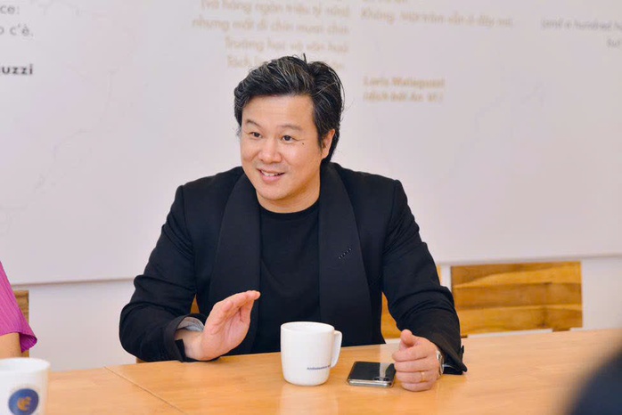 Thanh Bùi: "Nhiều nghệ sĩ làm từ thiện rồi, tôi làm giáo dục"
- Ảnh 3. Thanh Bùi: "Nhiều nghệ sĩ làm từ thiện rồi, tôi làm giáo dục"
- Ảnh 3.