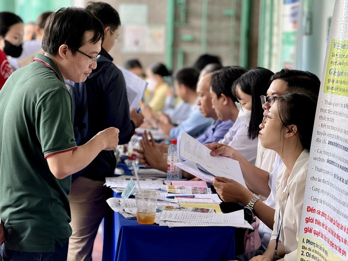 Người thất nghiệp chưa mặn học nghề- Ảnh 1. Người thất nghiệp chưa mặn học nghề- Ảnh 1.