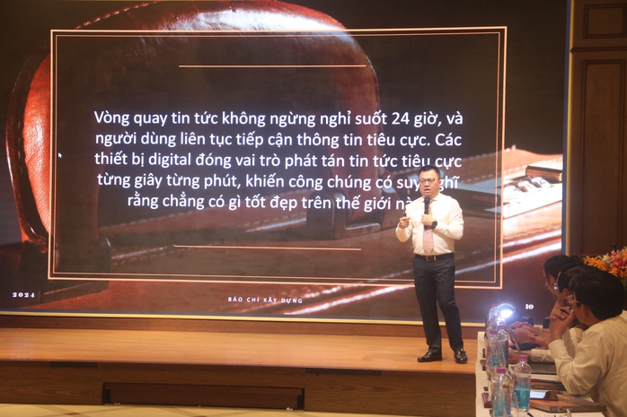 Diễn đàn Tổng Biên tập 2024 đặt ra những vấn đề cấp thiết cho báo chí - Ảnh 7. Diễn đàn Tổng Biên tập 2024 đặt ra những vấn đề cấp thiết cho báo chí - Ảnh 7.
