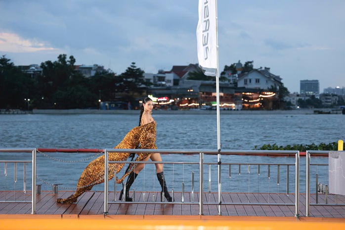 Diễn viên Trang Nhung lấn sân thêm vai trò nhà thiết kế- Ảnh 4. Diễn viên Trang Nhung lấn sân thêm vai trò nhà thiết kế- Ảnh 4.