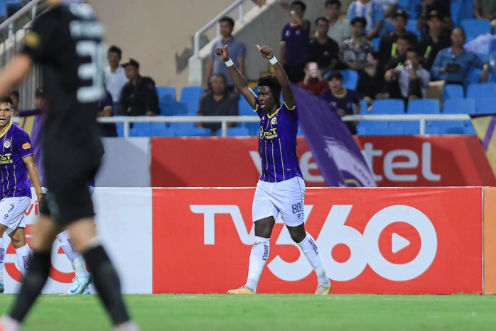 CLB Thể Công thắng ngược Hà Nội FC ở trận derby thủ đô- Ảnh 2. CLB Thể Công thắng ngược Hà Nội FC ở trận derby thủ đô- Ảnh 2.