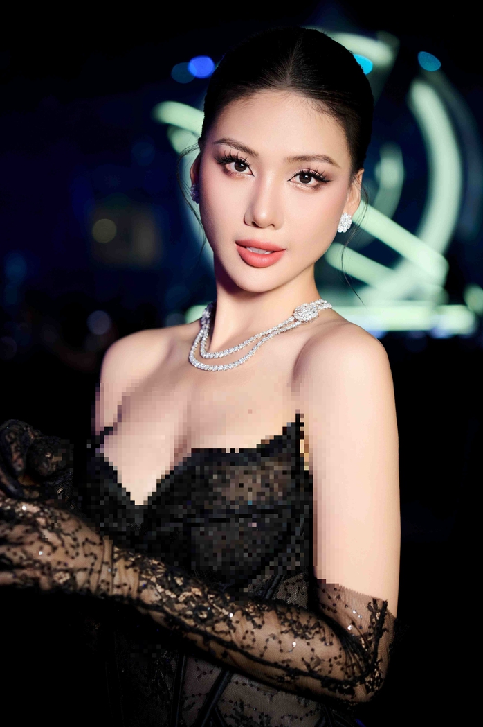 Nhiệm kỳ hoa hậu đáng chú ý của Bùi Quỳnh Hoa- Ảnh 1. Nhiệm kỳ hoa hậu đáng chú ý của Bùi Quỳnh Hoa- Ảnh 1.