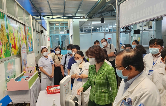 UBND TP HCM kiến nghị lên Bộ Y tế nhiều vấn đề- Ảnh 1. UBND TP HCM kiến nghị lên Bộ Y tế nhiều vấn đề- Ảnh 1.