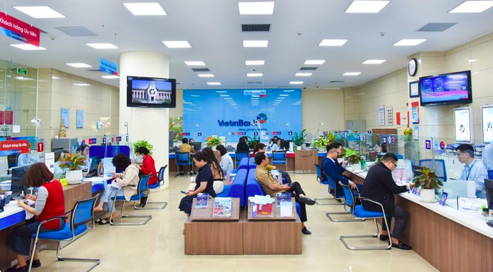 Ngân hàng giảm lãi vay "khủng" cho khách hàng bị thiệt hại vì bão số 3- Ảnh 1. Ngân hàng giảm lãi vay "khủng" cho khách hàng bị thiệt hại vì bão số 3- Ảnh 1.