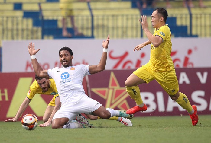 Theo luật FIFA: Rafaelson được khoác áo tuyển Việt Nam từ cuối năm 2024- Ảnh 3. Theo luật FIFA: Rafaelson được khoác áo tuyển Việt Nam từ cuối năm 2024- Ảnh 3.