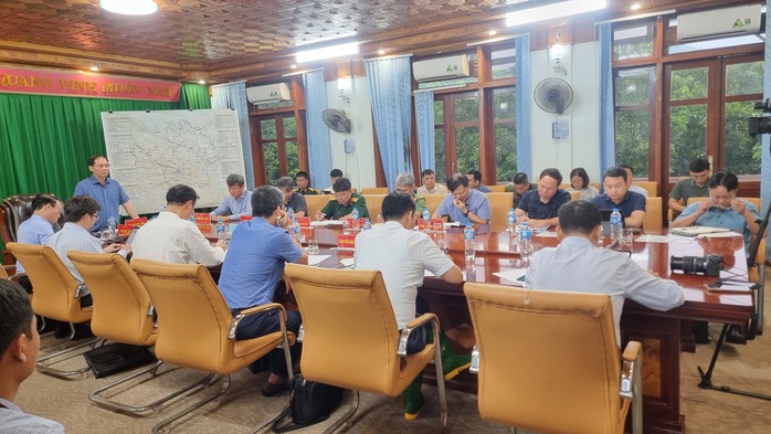 Những giờ phút "nghẹt thở" ở thủy điện Thác Bà- Ảnh 8. Những giờ phút "nghẹt thở" ở thủy điện Thác Bà- Ảnh 8.