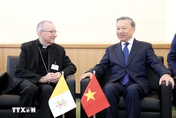 Tổng Bí thư, Chủ tịch nước Tô Lâm gặp Thủ tướng Vatican- Ảnh 2. Tổng Bí thư, Chủ tịch nước Tô Lâm gặp Thủ tướng Vatican- Ảnh 2.