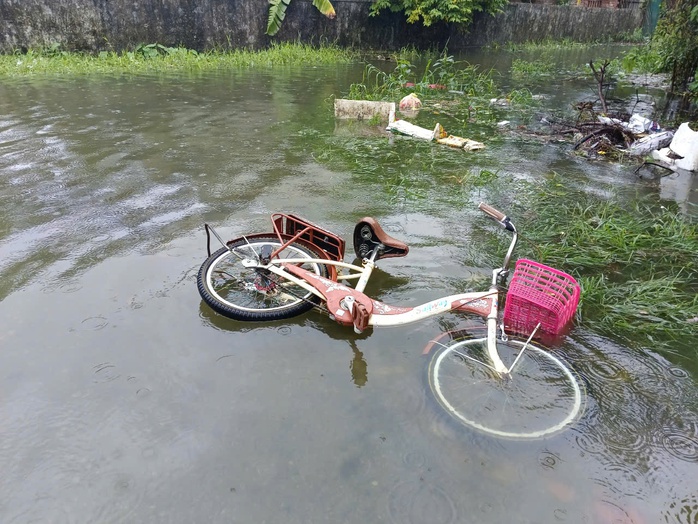 Mưa lớn khiến 3 người tử vong, hàng trăm nhà dân bị hư hỏng- Ảnh 4.