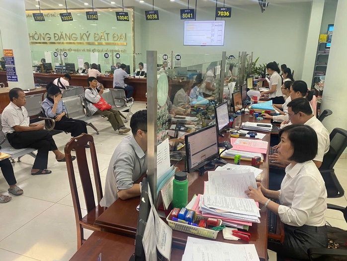 Giải quyết nhanh hơn 15.000 hồ sơ nhà đất- Ảnh 2. Giải quyết nhanh hơn 15.000 hồ sơ nhà đất- Ảnh 2.