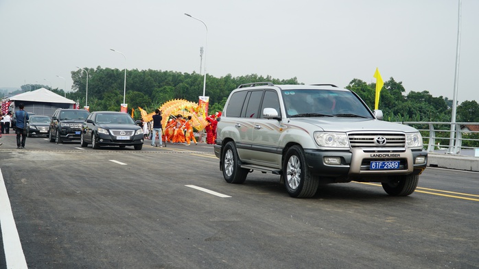 Khánh thành cầu nối Bình Dương - Đồng Nai với 4 làn xe - Ảnh 6.