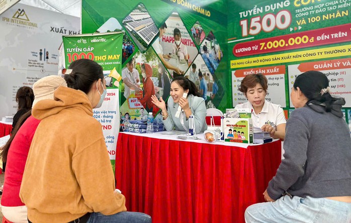 Huyện Củ Chi cần đẩy mạnh các hoạt động sàn giao dịch việc làm Huyện Củ Chi cần đẩy mạnh các hoạt động sàn giao dịch việc làm