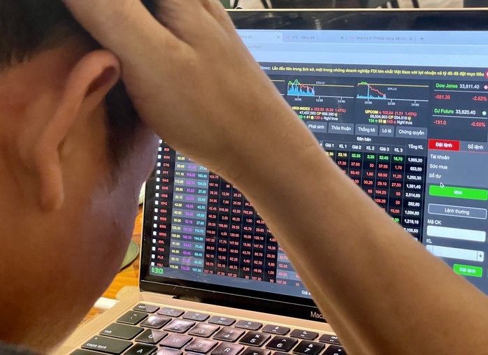 Chứng khoán trước giờ giao dịch 24-9: Hàng loạt lãnh đạo An Phát Holdings bán sạch cổ phiếu- Ảnh 1. Chứng khoán trước giờ giao dịch 24-9: Hàng loạt lãnh đạo An Phát Holdings bán sạch cổ phiếu- Ảnh 1.