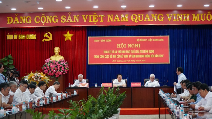 Mô hình phát triển của Bình Dương cần được nhân rộng cả nước- Ảnh 2. Mô hình phát triển của Bình Dương cần được nhân rộng cả nước- Ảnh 2.